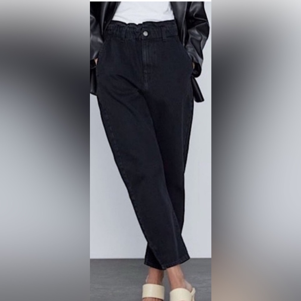 NEW - Zara Baggy Paperbag Black Jeans, Size 4